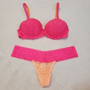 Victoria's Secret Bra 32B and Thong